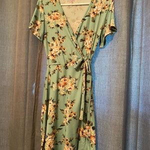 Francesca’s blue wrap dress size small